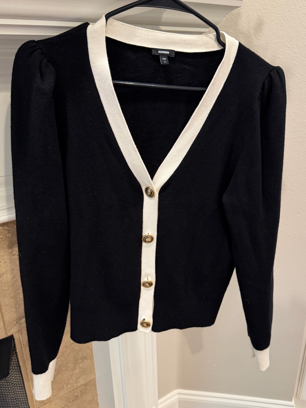Express Tipped Novelty Button Puff Sleeve Cardigan - Picture 3 of 11